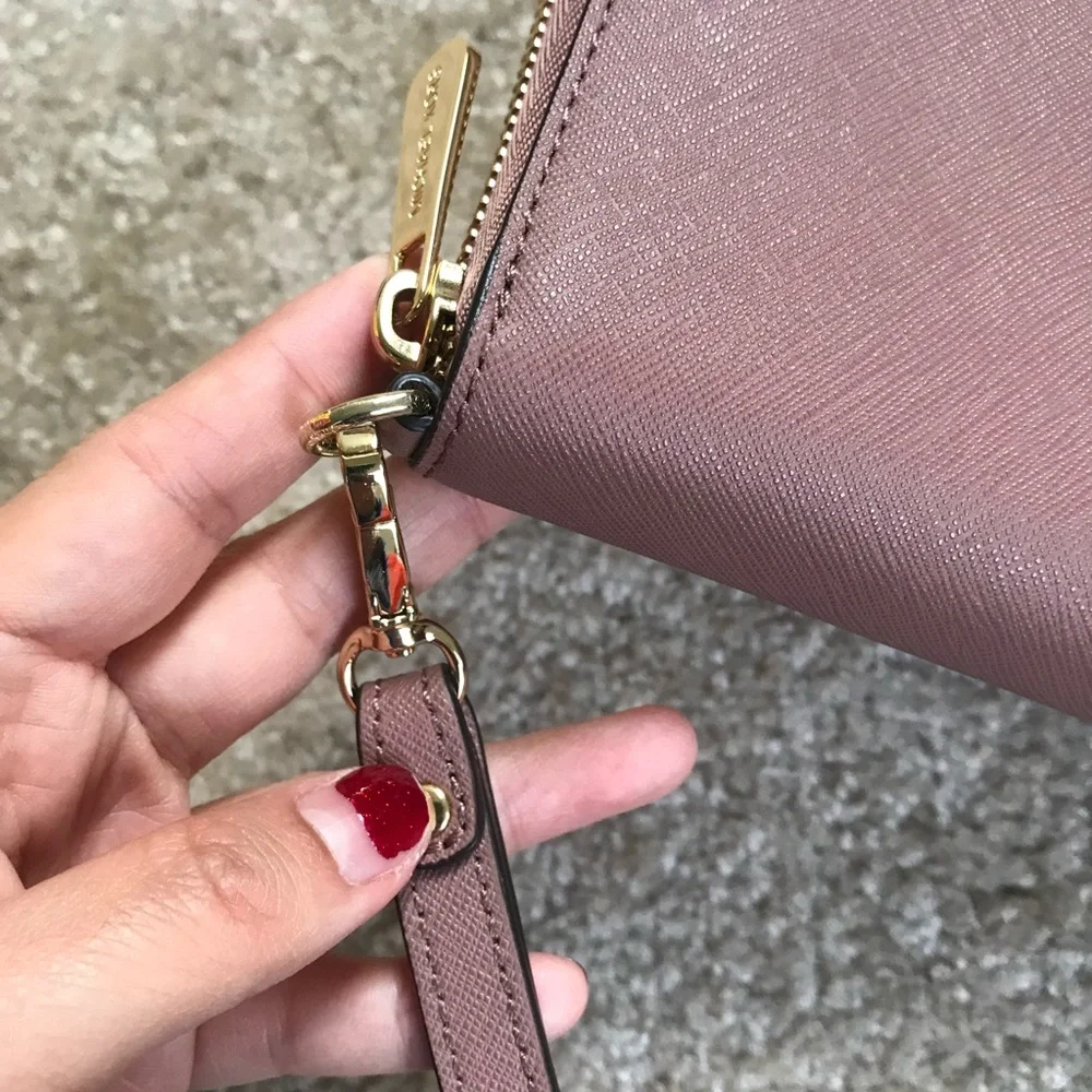 Michael Kors classic large wallet wristlet NWT
